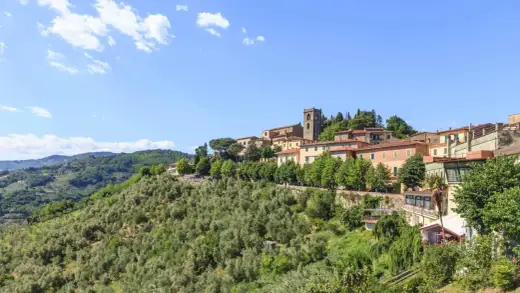 Cosa vedere a Montecatini Terme tra terme, borgo alto e centro